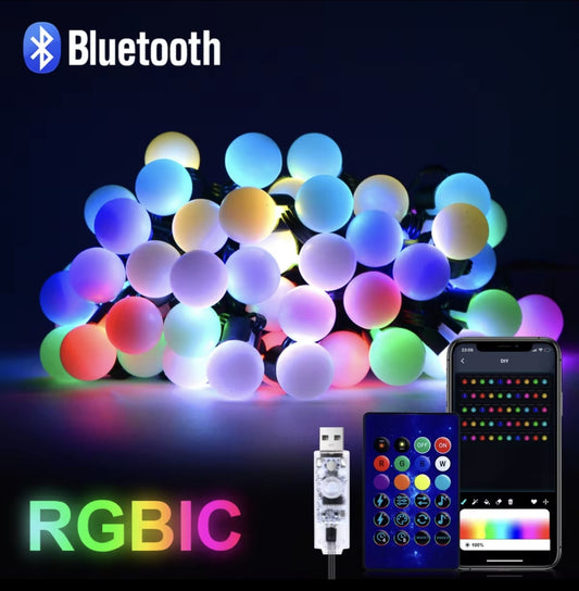 Sarene lampice 10m RGB Bluetooth, savršene za dekoraciju prostora. LED traka nudi multikolorne svetlosne efekte, lako se montira i kontroliše putem mobilne aplikacije, idealna za proslave, romantične večere ili svakodnevno osvetljenje