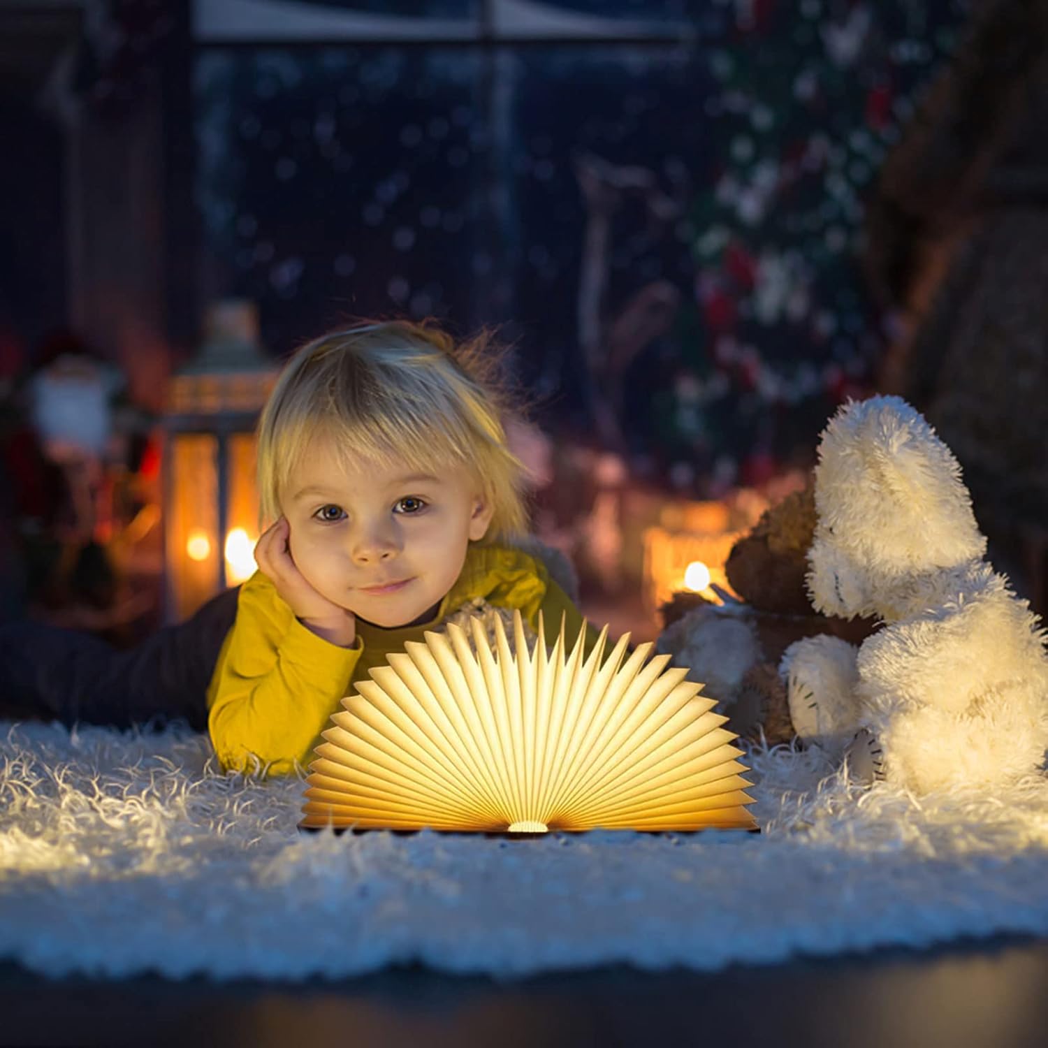 Svako dete ce se oduseviti ovom inovativnom kreacijom lampe u obliku knjige.